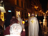 Processione nella notte di Pasqua in via del Babuino